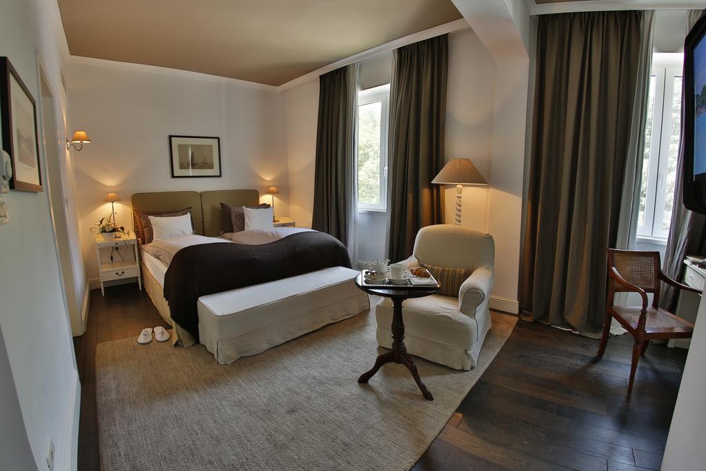 Hvd Boutique Hotel Oasis - Private Beach & Free Parking Golden Sands Exterior foto