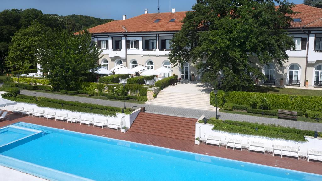 Hvd Boutique Hotel Oasis - Private Beach & Free Parking Golden Sands Exterior foto